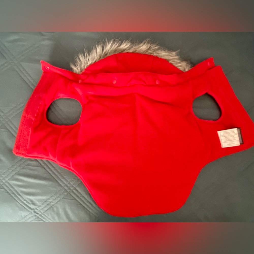 CANADA POOCH: Winter Dog Coat( Never Used) - Picture 3 of 7